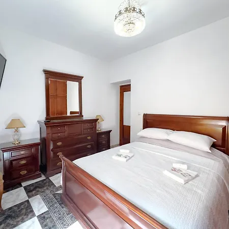 And Don Pepin La Merced Guest house
